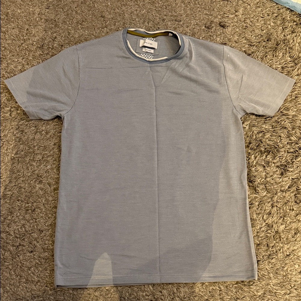 Men's Light Gray Short Sleeve Tee